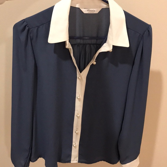 Pearls blouse - Picture 1 of 8